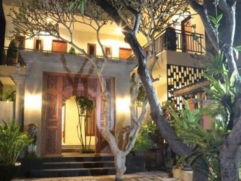 Putri Homestay Sanur  Exterior photo